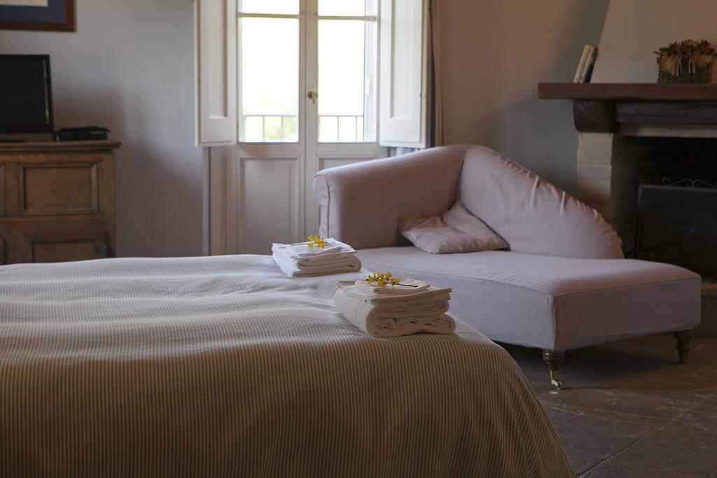 Re Artu Assisi Country Lifestyle Aparthotel Room photo